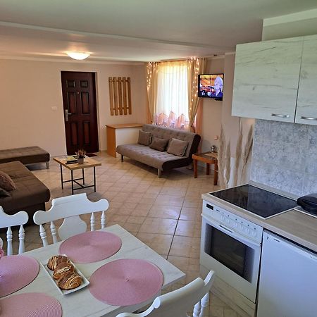 Apartman Cherry Gradac Valjevo Extérieur photo